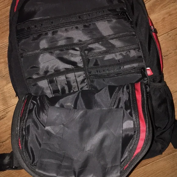 Fūl Air Flow Panel Backpack - Picture 5 of 6